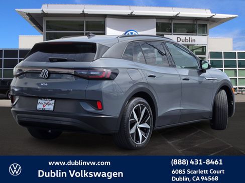 Used 2023 Volkswagen ID.4 Pro S RWD image 4
