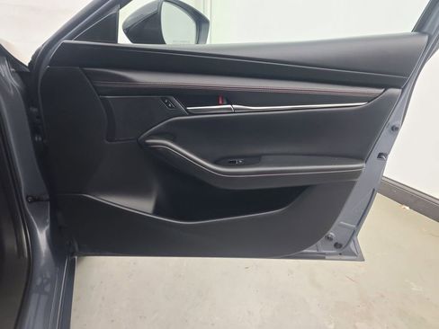 Used 2025 MAZDA MAZDA3 s image 13