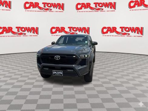 Used 2024 Toyota Tacoma TRD Off-Road AWD/4WD image 3