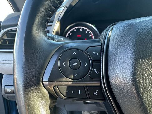 Used 2023 Toyota Camry SE image 15
