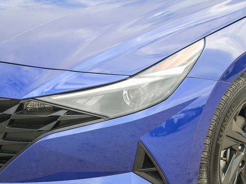 Used 2023 Hyundai Elantra SEL image 8