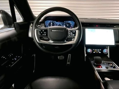 Used 2023 Land Rover Range Rover Autobiography AWD/4WD image 4