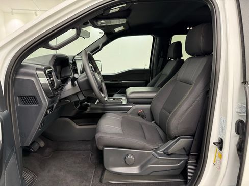 Used 2025 Ford F150 STX w/ Equipment Group 200A RWD image 16