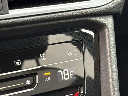 New 2026 Volkswagen Taos SEL AWD/4WD image 22