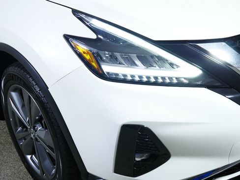 Used 2019 Nissan Murano Platinum AWD/4WD image 16