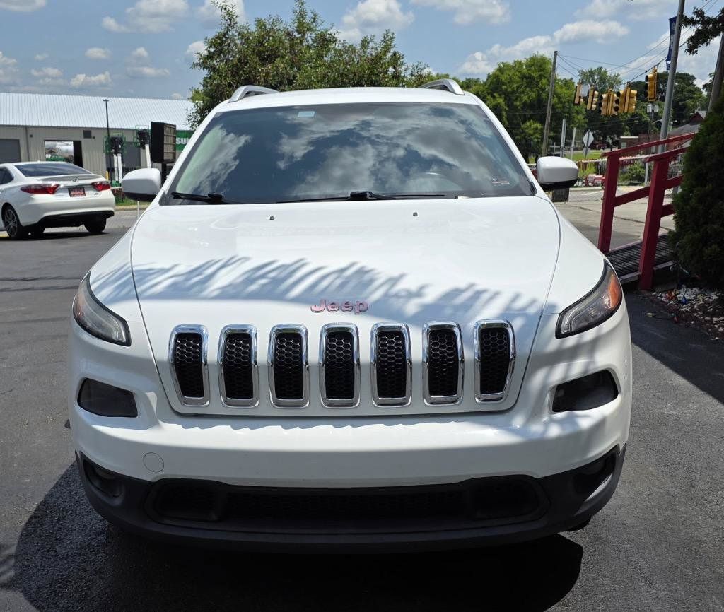 Used 2014 Jeep Cherokee Latitude FWD image 6