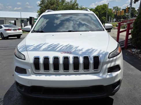 Used 2014 Jeep Cherokee Latitude FWD image 6