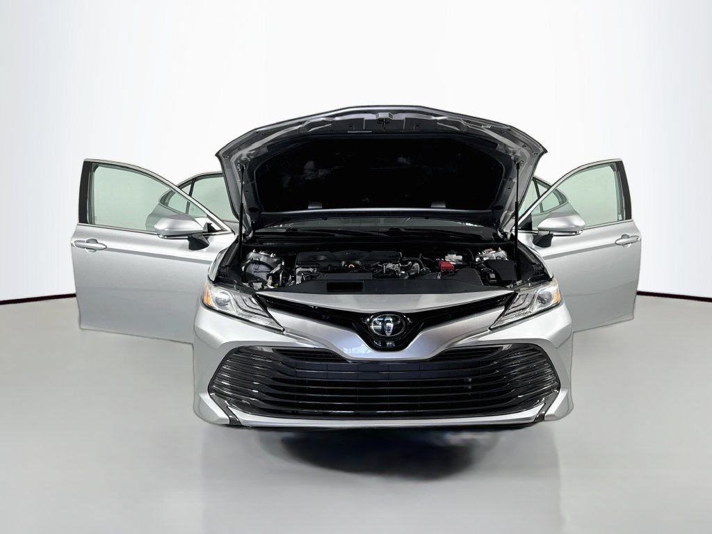 Used 2019 Toyota Camry XLE FWD image 20