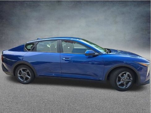 Used 2025 Kia K4 FWD image 9