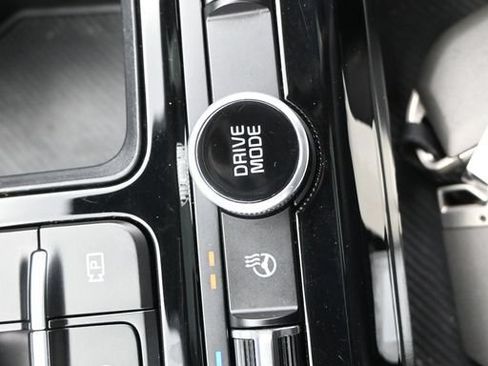 Used 2025 Kia K5 EX FWD image 33
