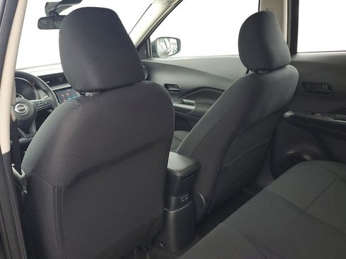 New 2024 Nissan Kicks S image 26