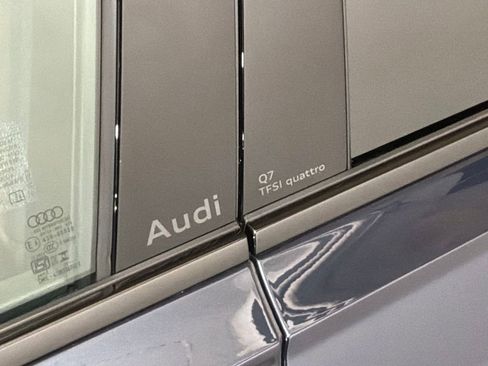 New 2026 Audi Q7 2.0T Premium image 18