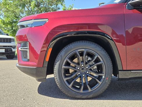 New 2026 Jeep Grand Wagoneer L Summit AWD/4WD image 6