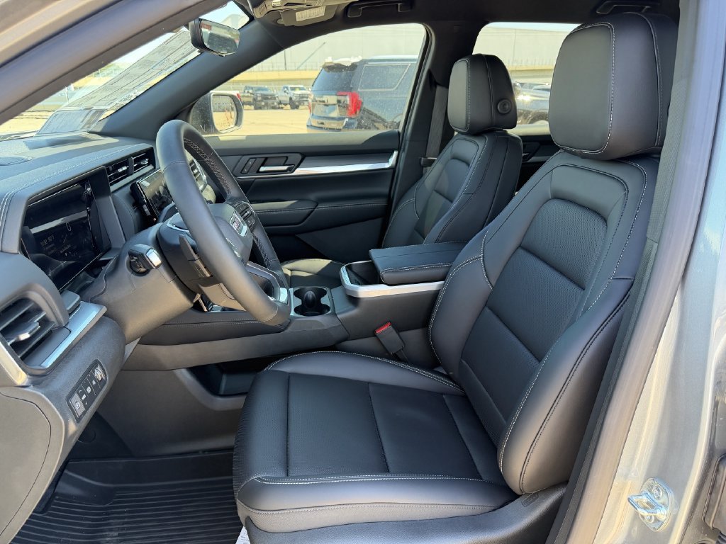 New 2027 GMC Terrain Elevation w/ Elevation Premium Package FWD image 22