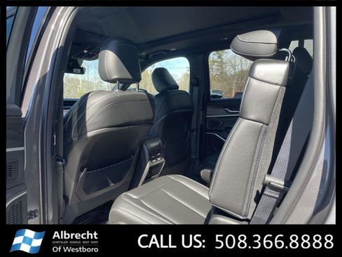 New 2026 Jeep Grand Cherokee L Limited image 11