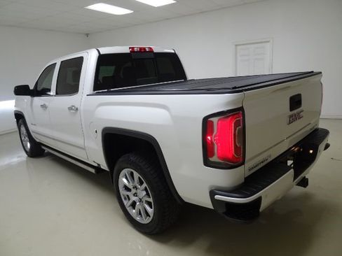Used 2017 GMC Sierra 1500 Denali w/ Denali Ultimate Package image 4