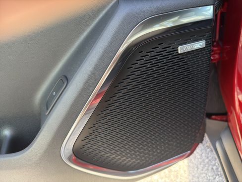 New 2026 GMC Acadia Elevation image 13