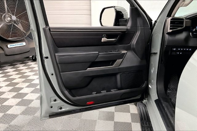 Used 2024 Toyota Sequoia SR5 w/ TRD Off-Road Package AWD/4WD image 20
