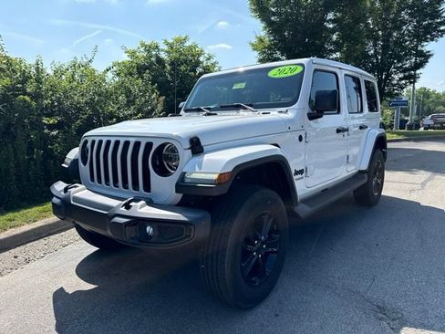 Used 2020 Jeep Wrangler Unlimited Sahara AWD/4WD image 4