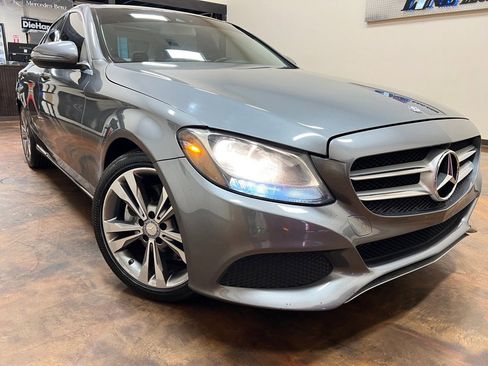 Used 2017 Mercedes-Benz C 300 Sedan image 37