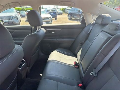 Used 2016 Nissan Altima 2.5 SL FWD image 28