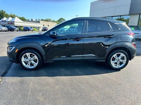Used 2023 Hyundai Kona SEL w/ Winter Weather Package image 8