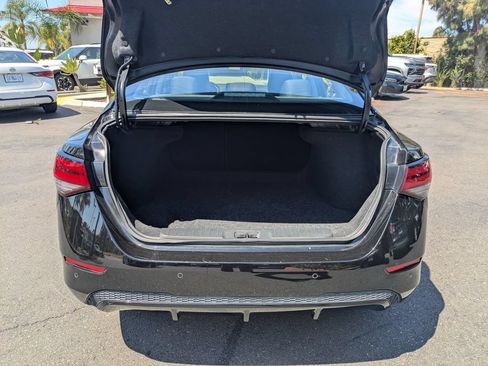 Used 2025 Nissan Sentra SV FWD image 29