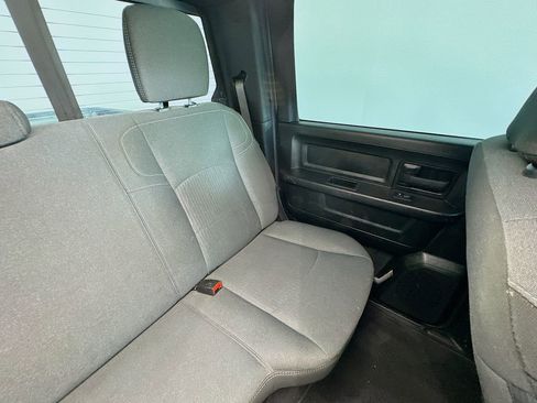 Used 2024 RAM 2500 Tradesman w/ Chrome Appearance Group AWD/4WD image 14