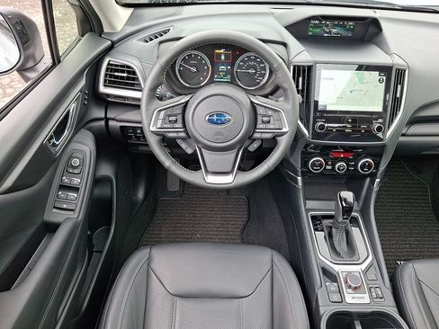 Used 2023 Subaru Forester Touring AWD/4WD image 2