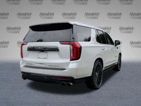 Used 2023 GMC Yukon Denali Ultimate AWD/4WD image 7