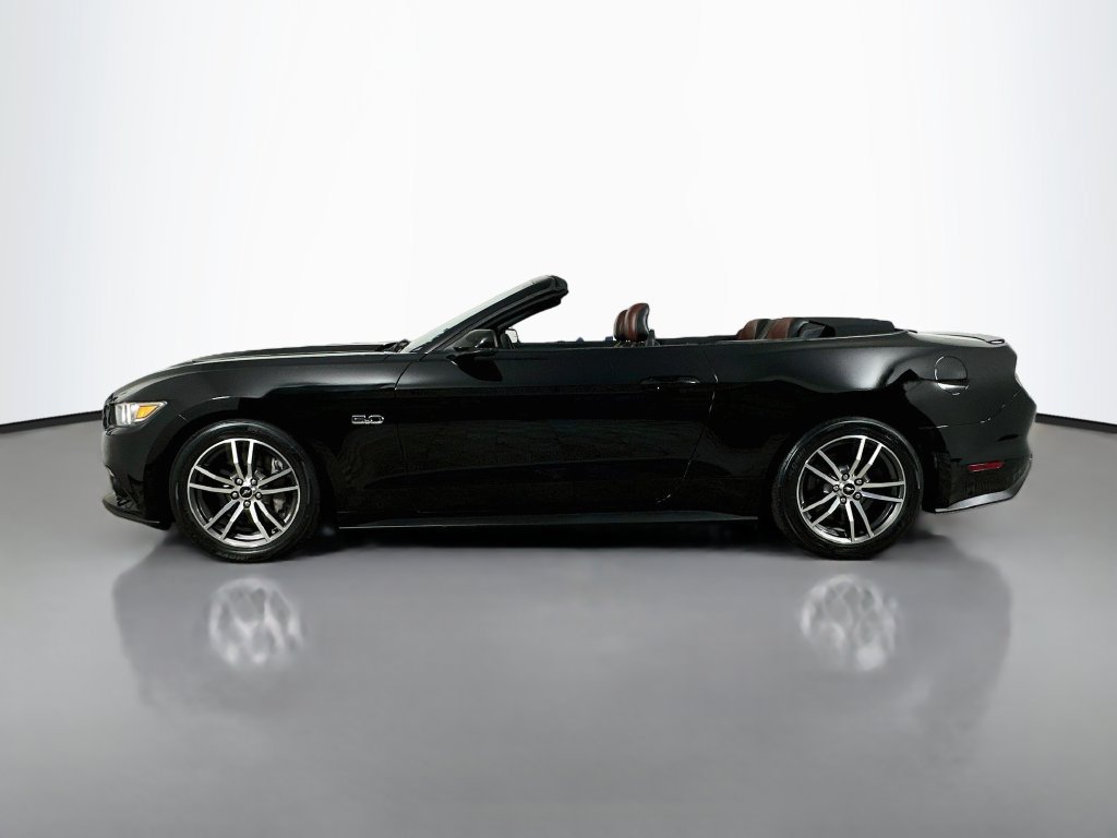 Used 2017 Ford Mustang GT Premium RWD image 4