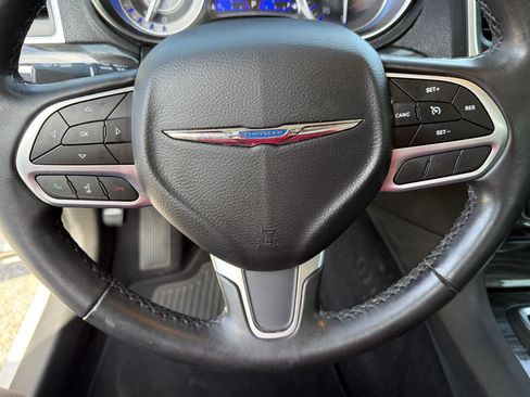 Used 2020 Chrysler 300 Touring L w/ Quick Order Package 2EF RWD image 15