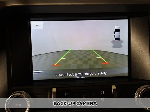 Used 2019 Ford Mustang Premium image 3