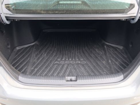 Used 2023 Honda Accord Touring image 34