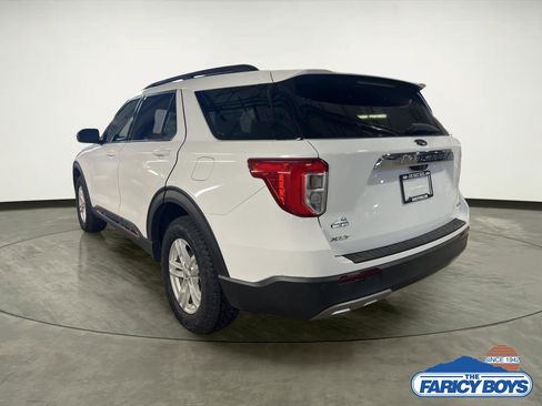 Used 2020 Ford Explorer XLT w/ Equipment Group 202A image 6