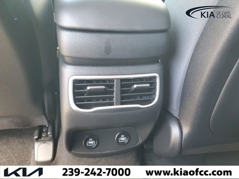 Used 2023 Hyundai Santa Fe SEL FWD image 17