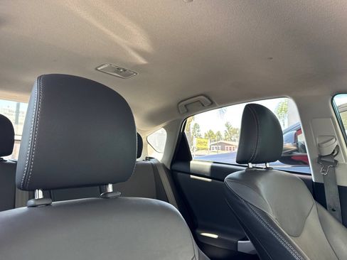 Used 2013 Toyota Prius Five FWD image 21