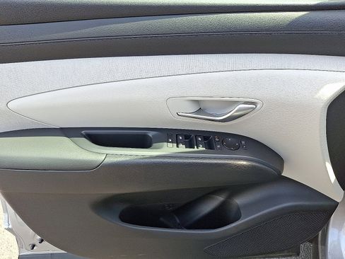 Certified 2025 Hyundai Tucson SEL image 8