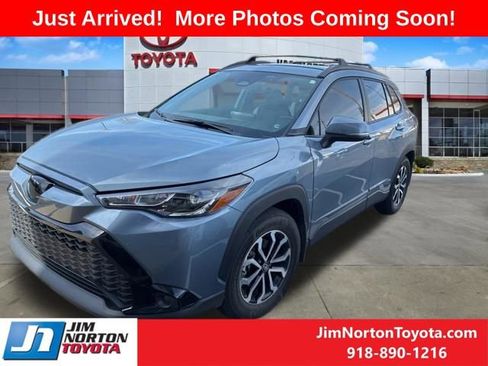 Used 2024 Toyota Corolla Cross AWD Hybrid image 1
