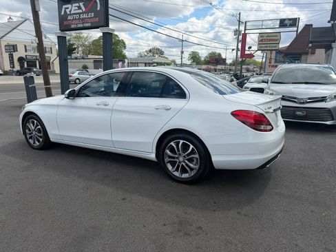 Used 2016 Mercedes-Benz C 300 4MATIC Sedan image 3