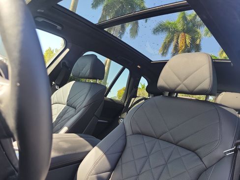 Certified 2024 BMW X5 sDrive40i w/ Premium Package RWD image 22