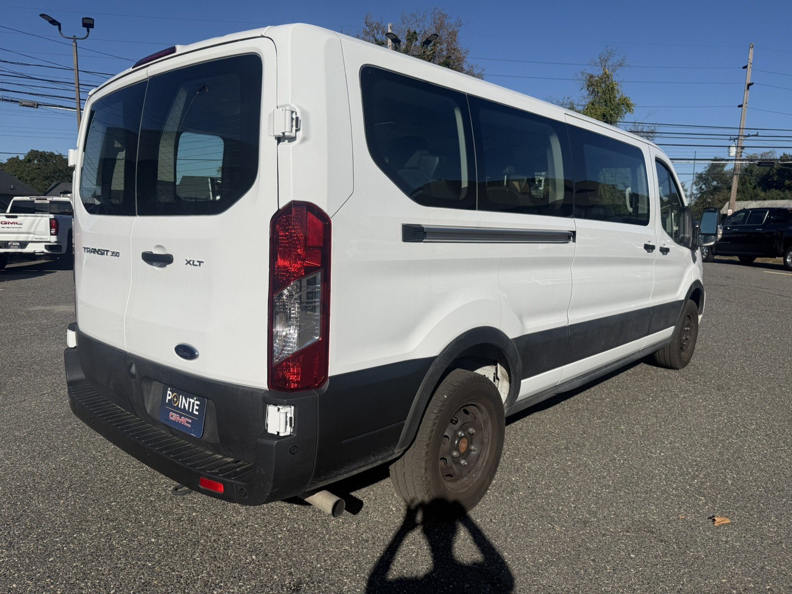 Used 2025 Ford Transit 350 XLT RWD image 3