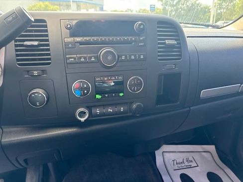 Used 2013 Chevrolet Silverado 2500 LT w/ Interior Plus Package AWD/4WD image 20