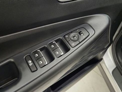 Used 2022 Hyundai Santa Fe SEL FWD image 18