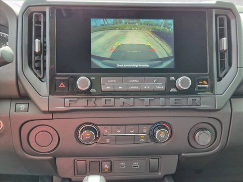Certified 2025 Nissan Frontier S RWD image 13