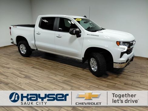 Used 2025 Chevrolet Silverado 1500 LT w/ Safety Package AWD/4WD image 10