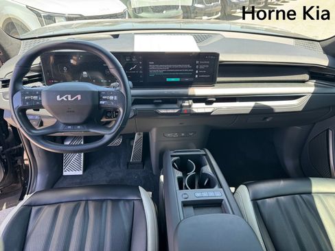 Certified 2024 Kia EV9 GT-Line AWD/4WD image 14