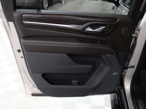 Used 2022 GMC Yukon XL Denali image 21