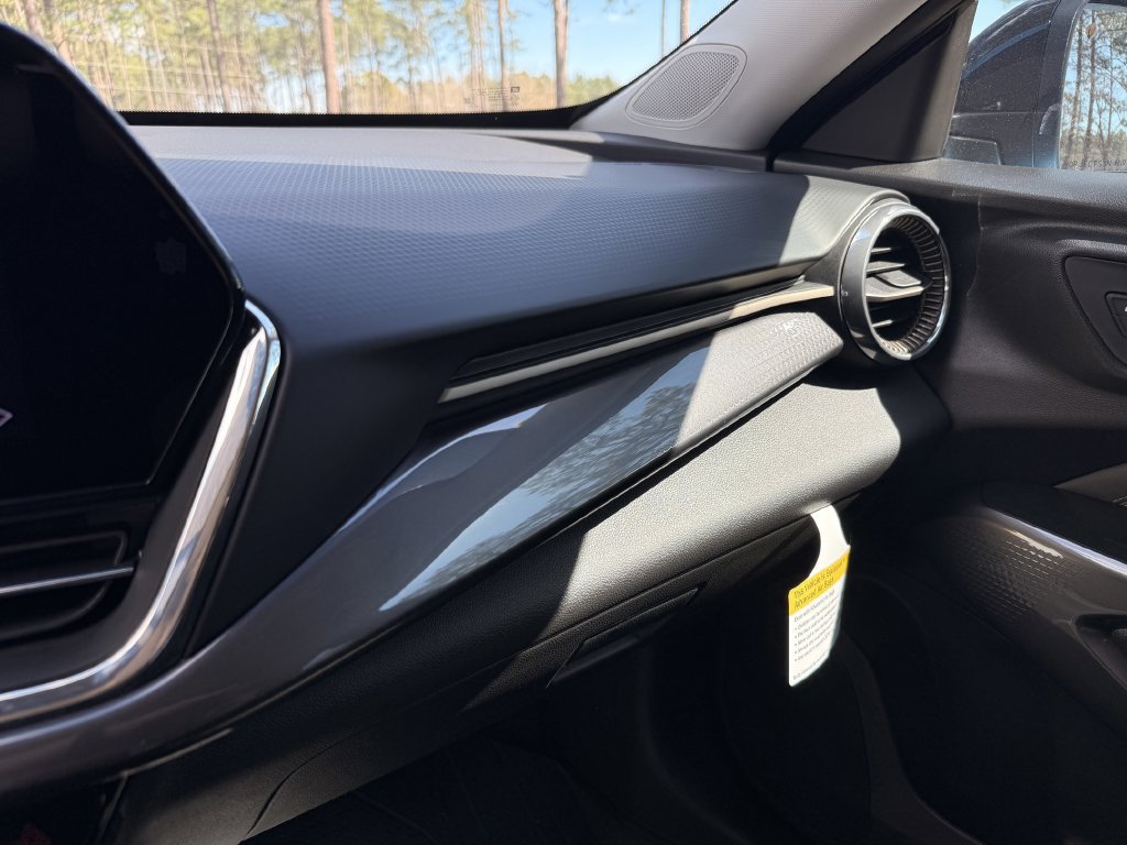 New 2026 Chevrolet Trax ACTIV w/ Driver Confidence Package FWD image 22