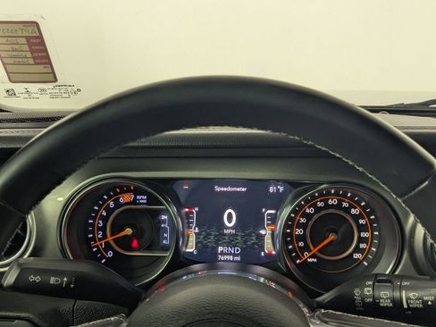 Used 2019 Jeep Wrangler Unlimited Sahara AWD/4WD image 20